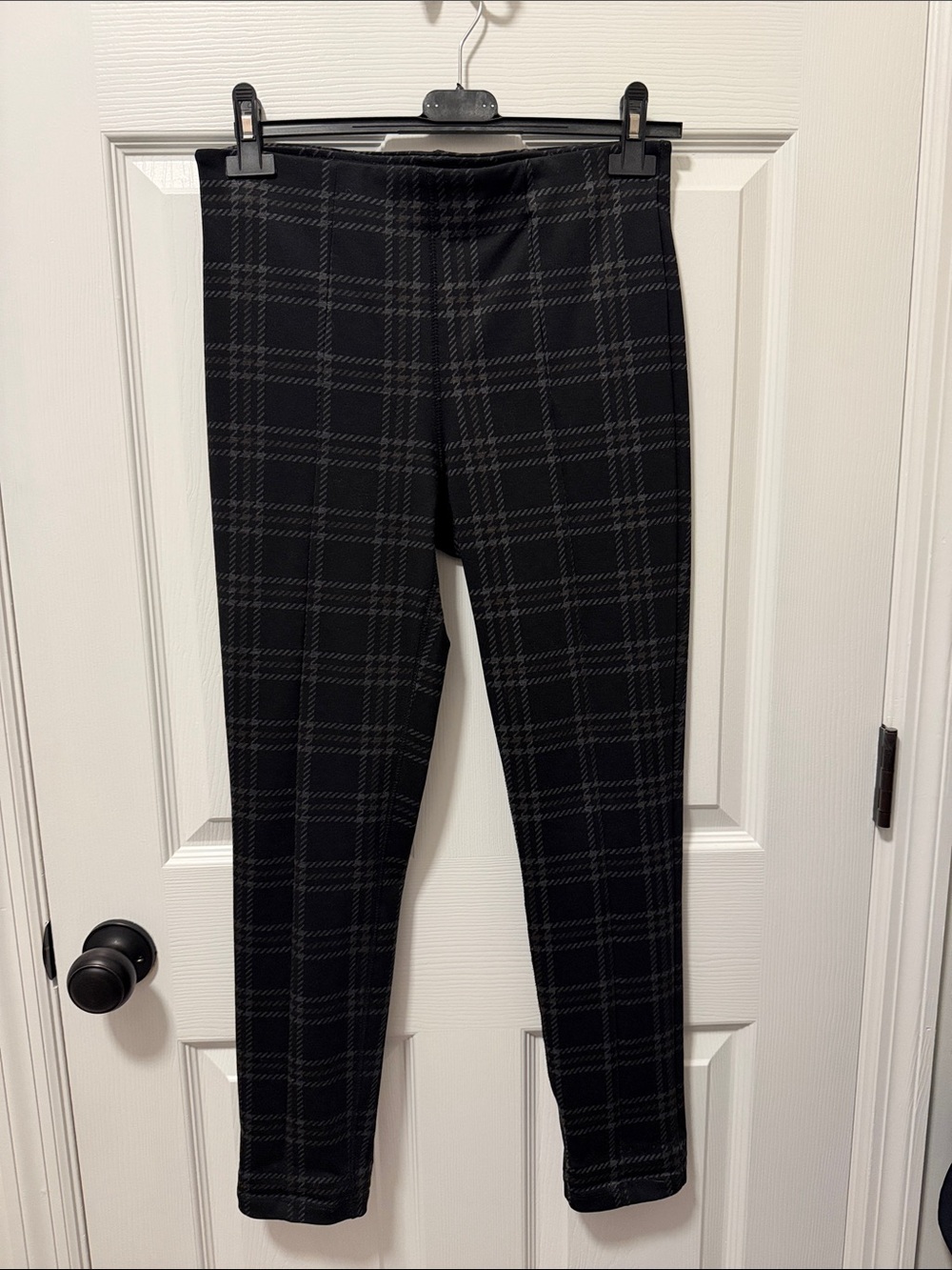 Sanctuary Black and Gray Plaid Stretch Leggings